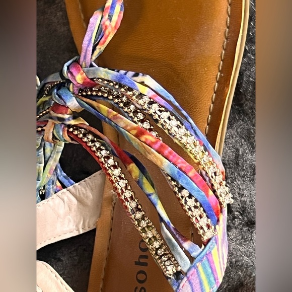 Zigi soho Colorful Fabric and Rhinestone Jewels Thong Sandals Size 8.5 - Picture 5 of 8